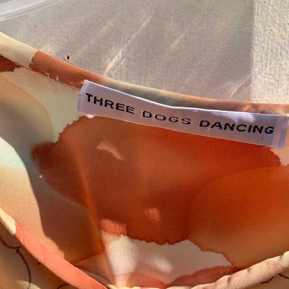 Three Dogs Dancing vintage Japanese textiles - Picture 3 of 6